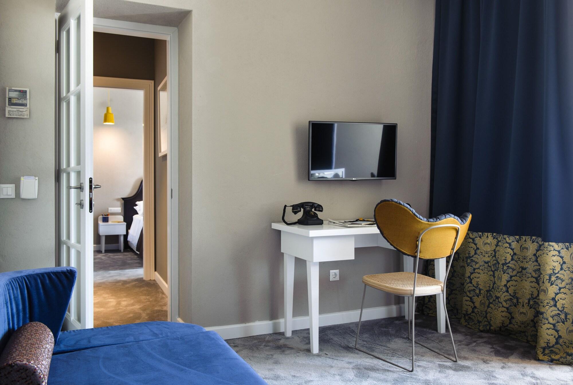 Hotel Xii Century Heritage 4*