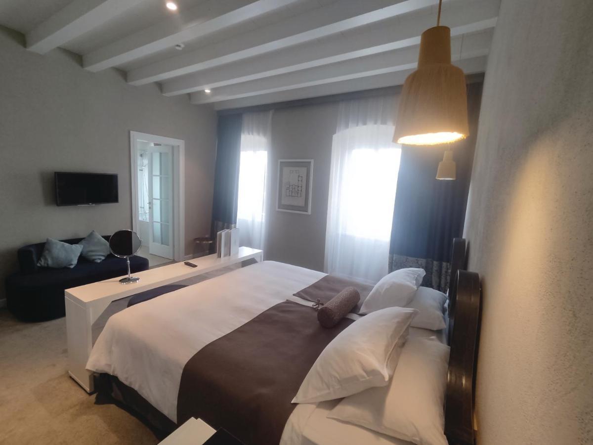 Xii Century Heritage Hotel