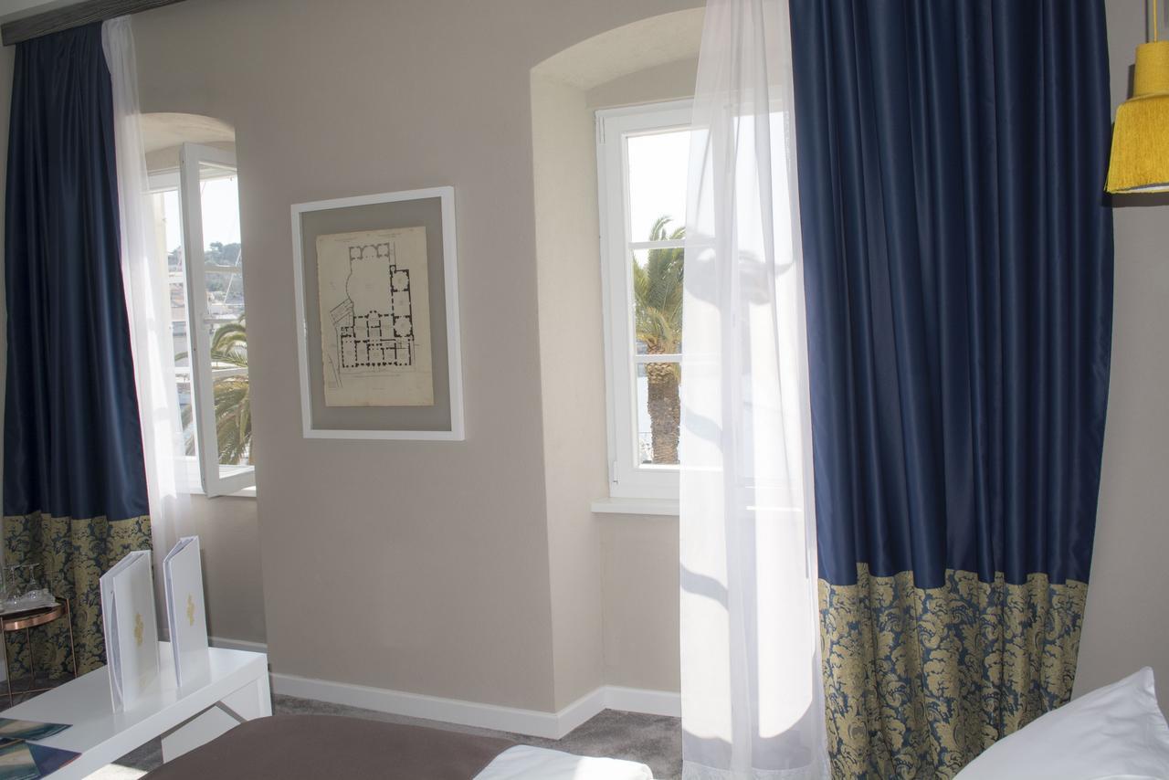 Xii Century Heritage 4*